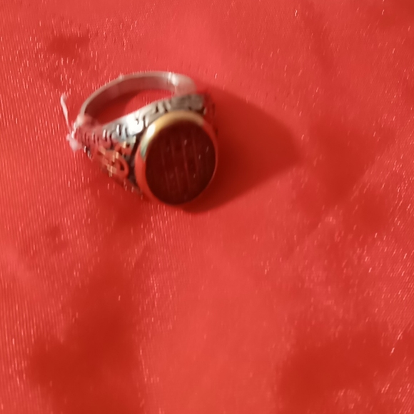 Ring - Picture 4 of 4